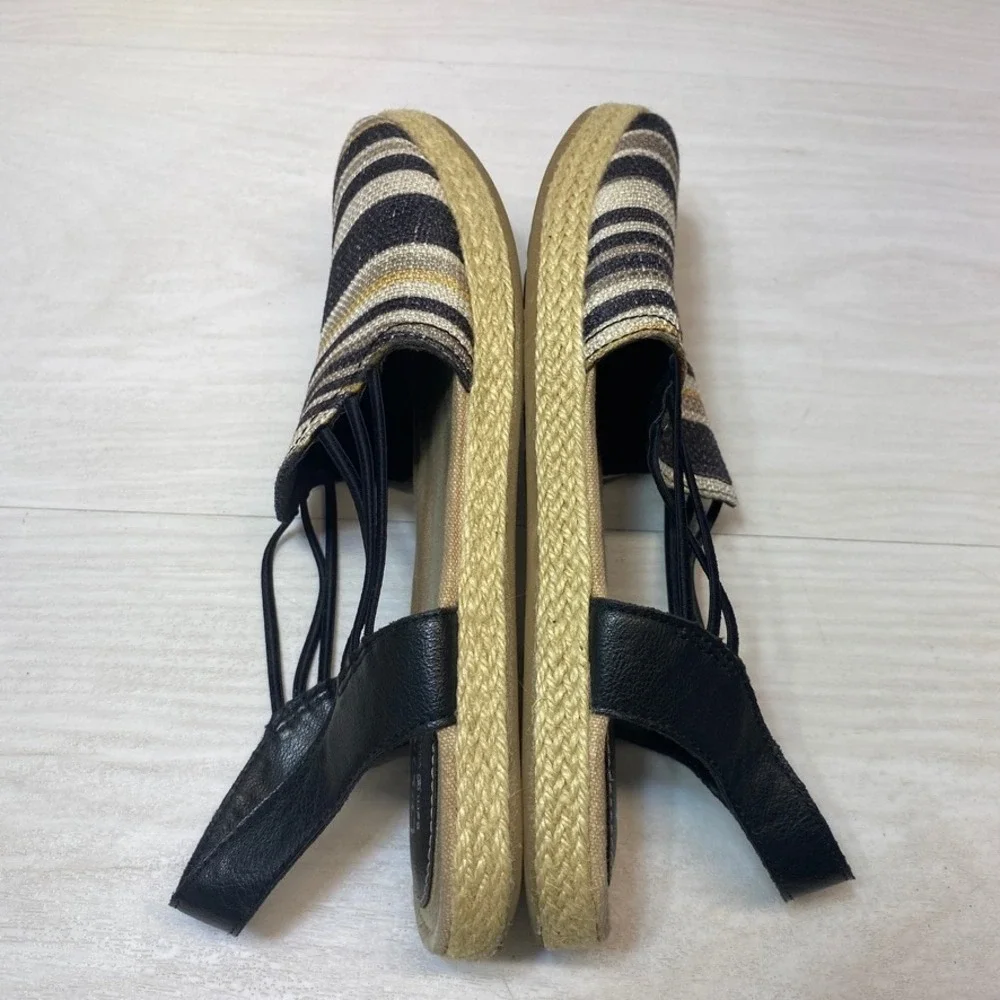 b.o.c. Womens 9 Espadrille Sandals Striped Black Fabric Jute Slingback Flats